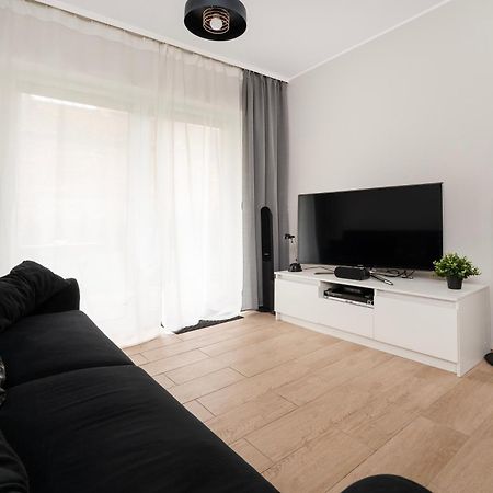 Hideaway Apartment - Terrace With Garden & Parking- By Rentujemy Lodz  Exterior photo